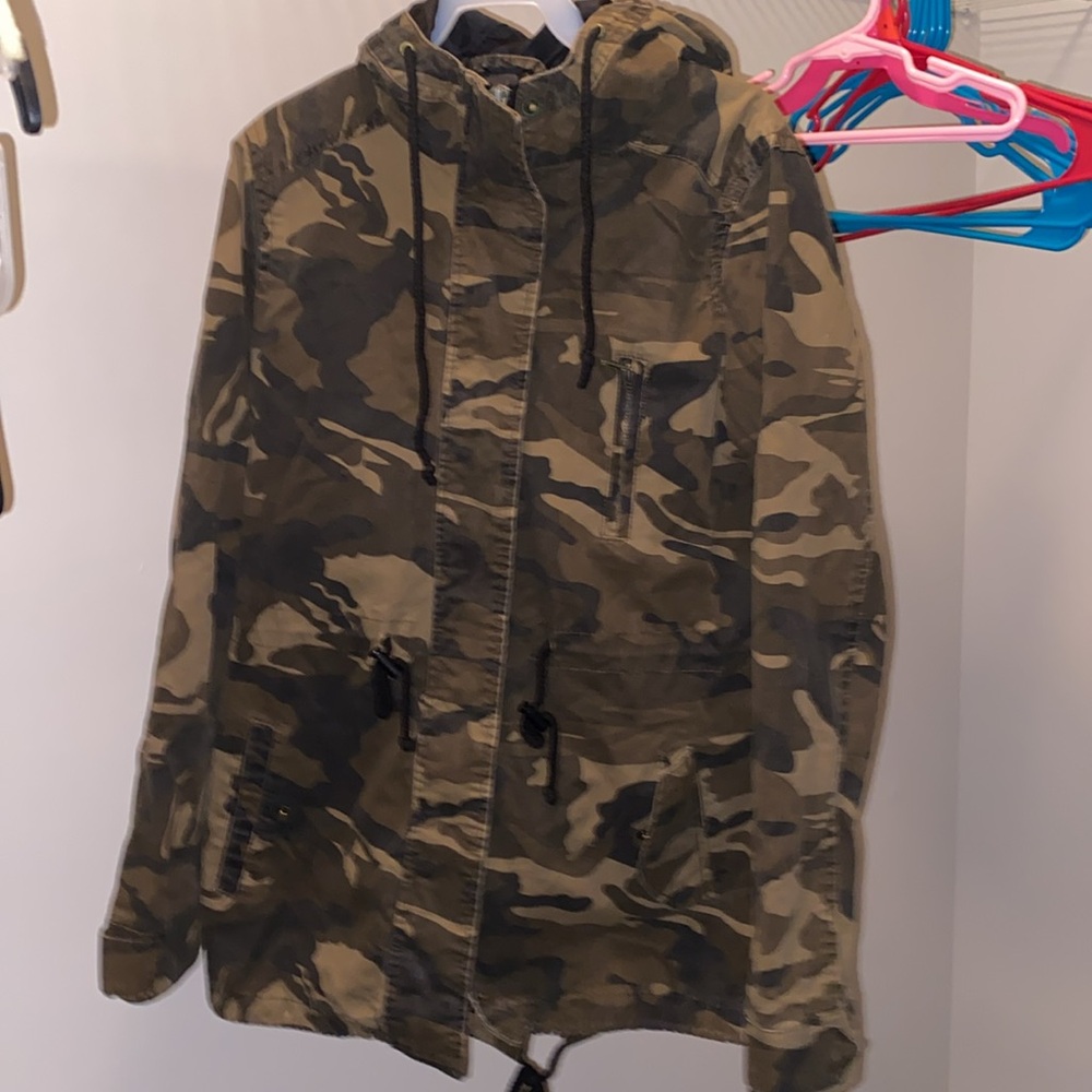 Camo Jacket - Picture 2 of 6